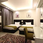 Palm Ville Suites