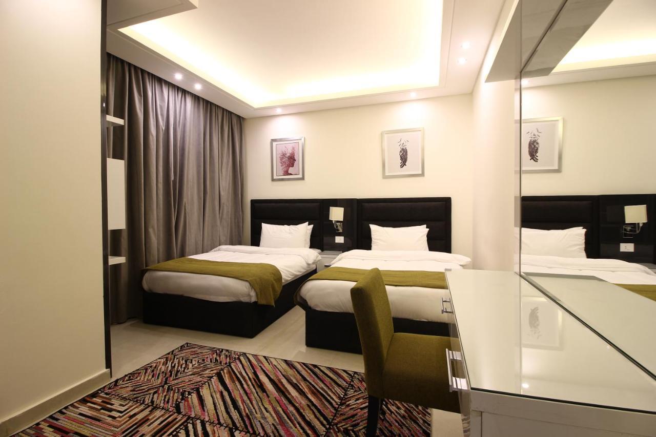 Palm 4*